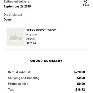 Tripe white yeezy 350v2
